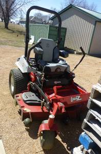 eXmark LaserZ riding mower 60 inch deck Only 607 hours