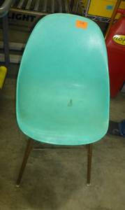 Vintage 70s bucket chair