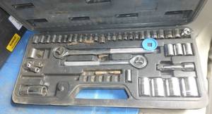 Set of sockets