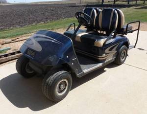 EZ-GO electric golf cart - works great
