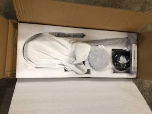 lot 34 image: AKDY 1-Handle Freestanding Floor Mount Tub Faucet Bathtub Filler with Hand Shower in Matte Black and Gold   Customer Returns See Pictures