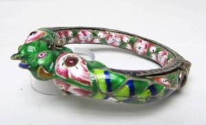 lot 6 image: Lovely Vintage Enameled Sterling Silver Hinged Bracelet wBirds