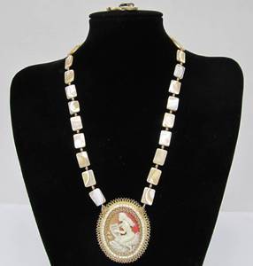 lot 36 image: Excellent Carved Shell Cameo Pendant Necklace by Shauna Zeck