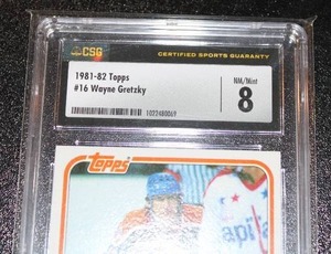 lot 6 image: 1981-82 Topps Wayne Gretzky #16 CSG 8