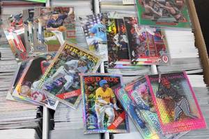 lot 90 image: Mostly Baseball Fun Four Row Card Lot  Approx 1400 Cards