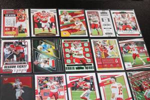 lot 208 image: Patrick Mahomes Football Card Lot  20 Cards
