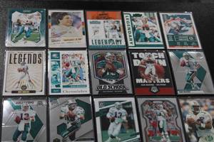 lot 209 image: Dan Marino Football Card Lot  20 Cards