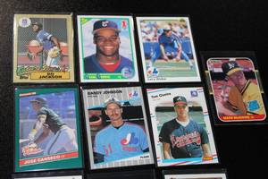 lot 241 image: Baseball Card Hall of Fame & Fan Favorite Rookie Card Lot  10 Rookie Cards