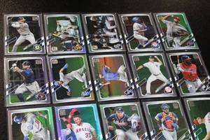 lot 248 image: 2021 Topps Rainbow Foil Baseball Card Lot  20 Cards