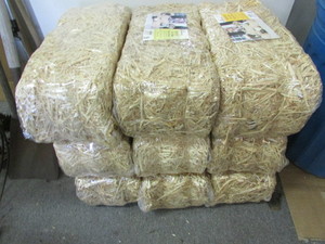 Straw Bale Dcor