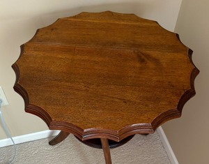 lot 35 image: Elegant Wooden Accent Table