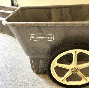 Large Rubbermaid Wheel Barrow