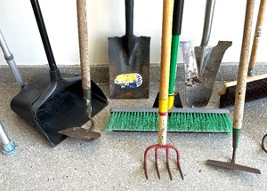 Helpful Long Handled Tools