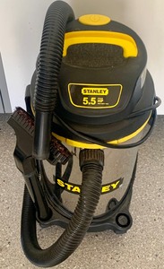 Stanley Wet and Dry Vacuum 5.5 Horse Power, with Attachments