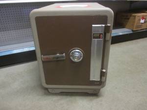 lot 1 image: (FD) Keep Safe Fire Safe with Combination Interior Plywood Lined with Shelf - Exterior 23 12 H x 17 W x 23 D  Interior 14 H x 11 W x 17 D