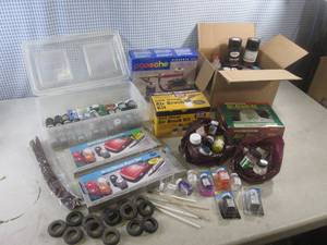 lot 10 image: (EW6) Model Finishing Supplies - Airbrush Kits, Paints, Brushes and Model Tires