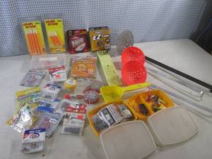 lot 21 image: (F-0) Assorted Fishing Tackle and Scoops