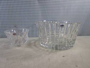 lot 67 image: (BS) 2 Crystal Glass Bowls 10 and 5
