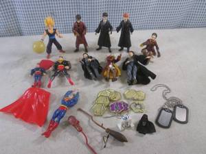 lot 70 image: (EC1) Assorted Toy Figures Etc...
