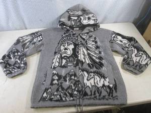 lot 86 image: (BS) Zip Front Hoodie with Native American Design Size Medium