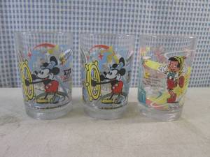 lot 94 image: (BSB) 3 McDonalds Walt Disney 100 Years of Magic Glasses 2 Mickey and 1 Pinocchio