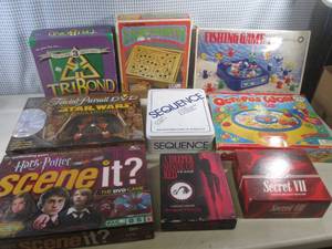 lot 102 image: (EW6) Assorted Games...