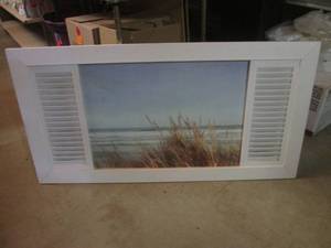 lot 122 image: (BS) Larger Wall Decor 53 x 27 12