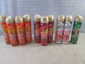 lot 149 image: (BS) 10 Cans Assorted Glade Spray Air Freshener in Pumpkin Spice, Apple Pie, White Tea & Lilly and Pine Wonderland