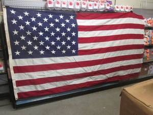 lot 166 image: (EW4) 5 ft x 9 ft American Flag Embroidered Stars