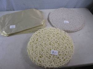 lot 175 image: (EW3) 2 - 6pc and 1 - 8pc Table Place Mats