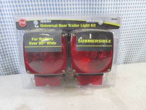 lot 192 image: (H-1) NEW Universal Rear Trailer Light Kit - Submersible