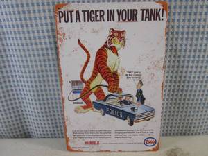 lot 213 image: (FS) Esso Gas Tin Sign 7 34 x 11 34