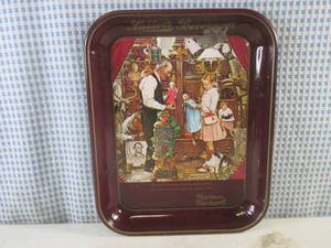lot 220 image: (FS) Vintage Norman Rockwell Limited Edition 1976 April Fools Day Collectors Tray 10 34 x 13 14