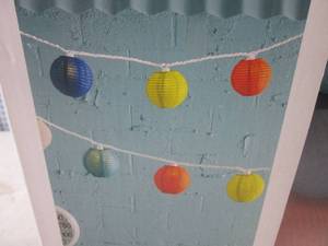 lot 250 image: (EW5) 10-Light String Lights IndoorOutdoor Use