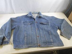 lot 256 image: (BSB) Vintage West Cal 45 Denim Jacket - No Tags -  Guessing  XL or XXL