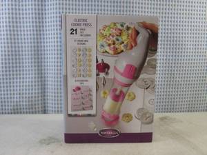 lot 280 image: (BSB) Electric Cookie Press with Box