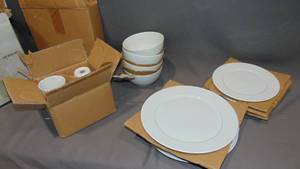 12 Pieces Food Network Macaroon Dinnerware Set