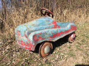 lot 16 image: Vintage 1950s Murray Dip-Side Pedal Car