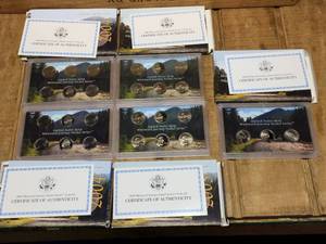 lot 24 image: 5 U.S. Mint Westward Journey Nickel Series Coin Sets