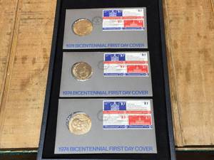 lot 28 image: (3) 1974 Bicentennial First Day Cover Stamp - Coin Sets