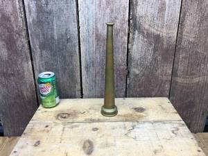 lot 121 image: Vintage Brass Oil SpoutNozzle
