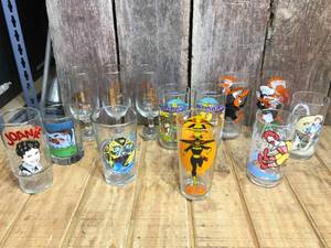 lot 138 image: Vintage Character Glasses