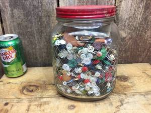 lot 151 image: Vintage Buttons in Nifty Old Jar