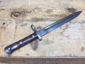 lot 160 image: WW2 Bayonet