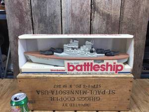 lot 173 image: Vintage STROMBECKER Battleship 5250