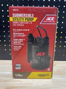 lot 40 image: Submersible Utility Pump