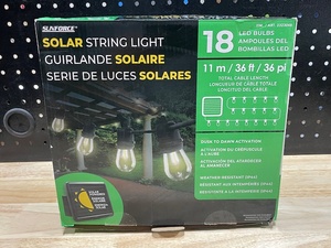 lot 57 image: String Lights 18 bulb 36 Foot
