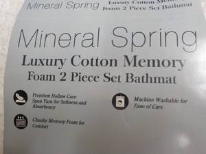 New Mohawk Bath Rug 24 x 36