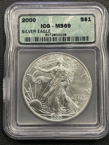 lot 14 image: 2000 Silver Eagle ICG MS69