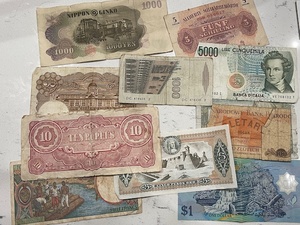 lot 57 image: Foreign Currency
